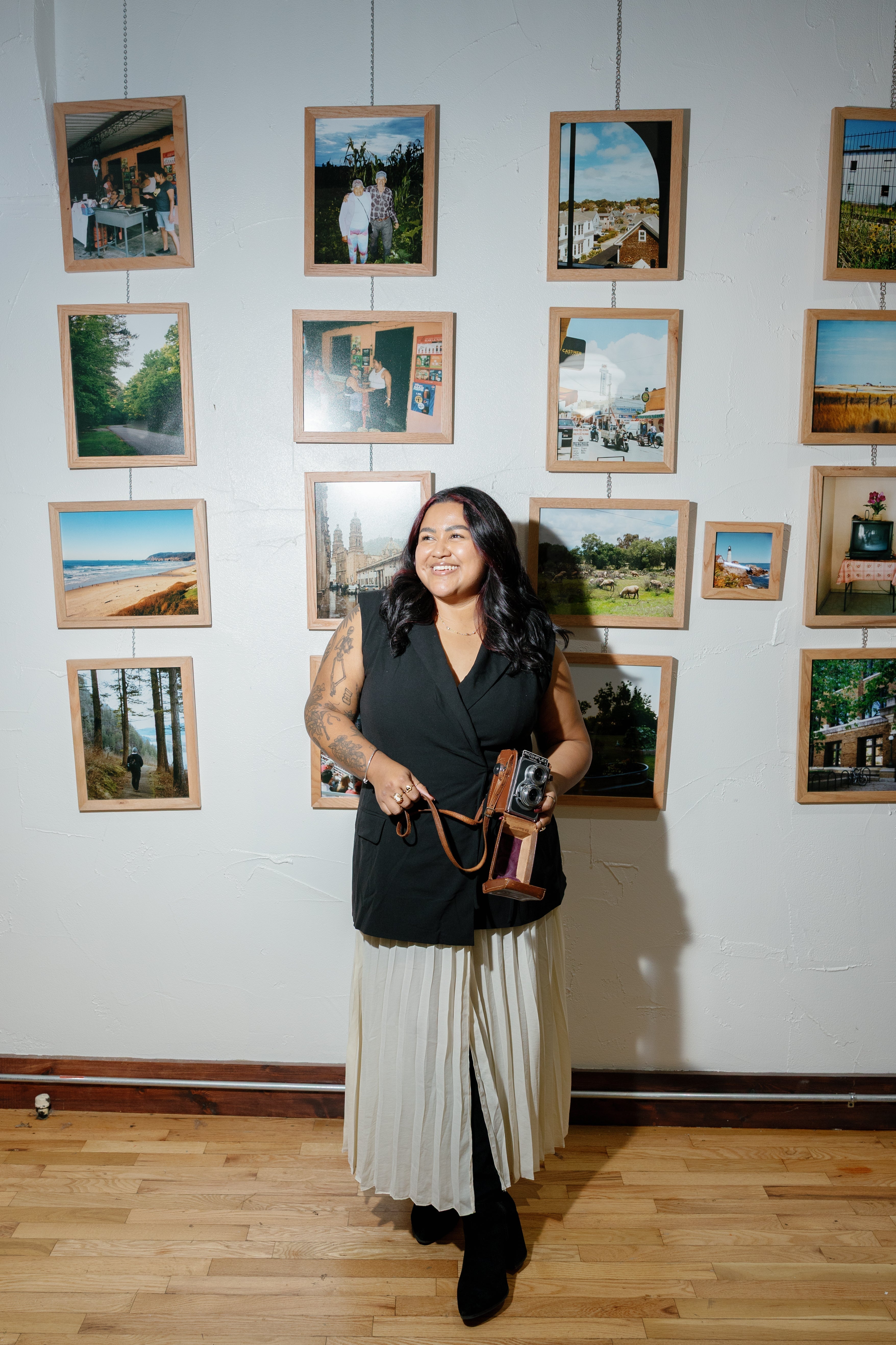 📷 Photography Art Gallery with Elizabeth Salazar 📷