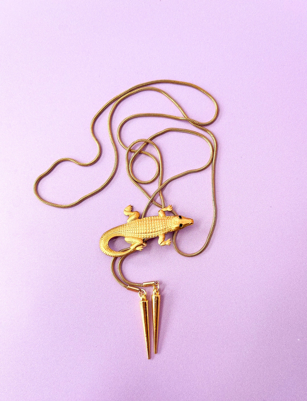 Velvet Outlaw - Gold Alligator Bolo