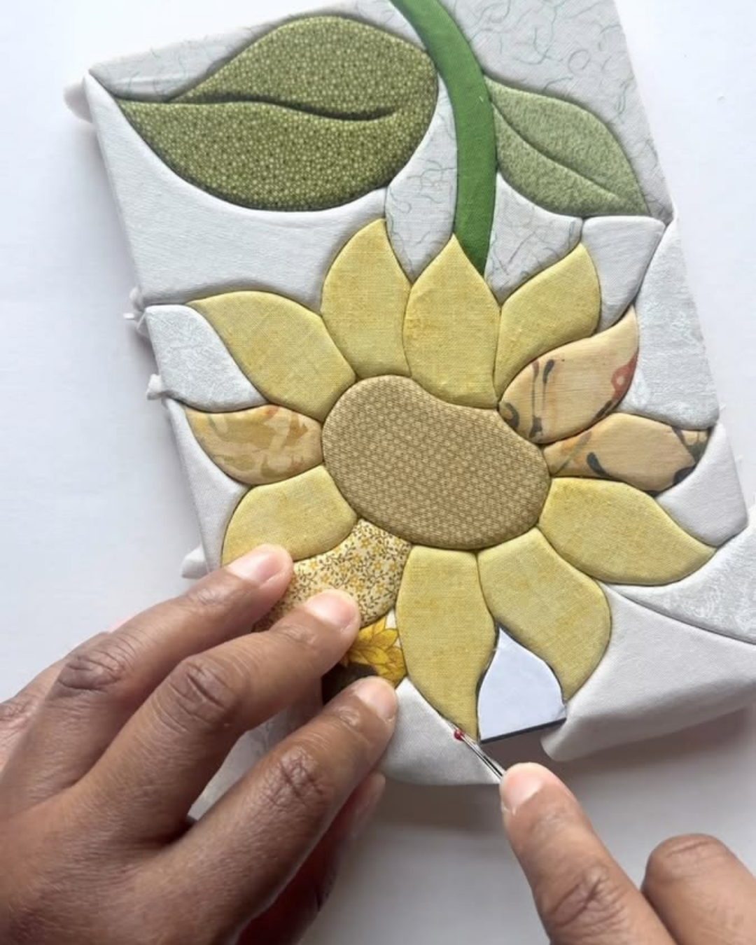 Sunday Craft Club with Illustrating Kait 🖍️ ✂️ 📝 🎨 🧶