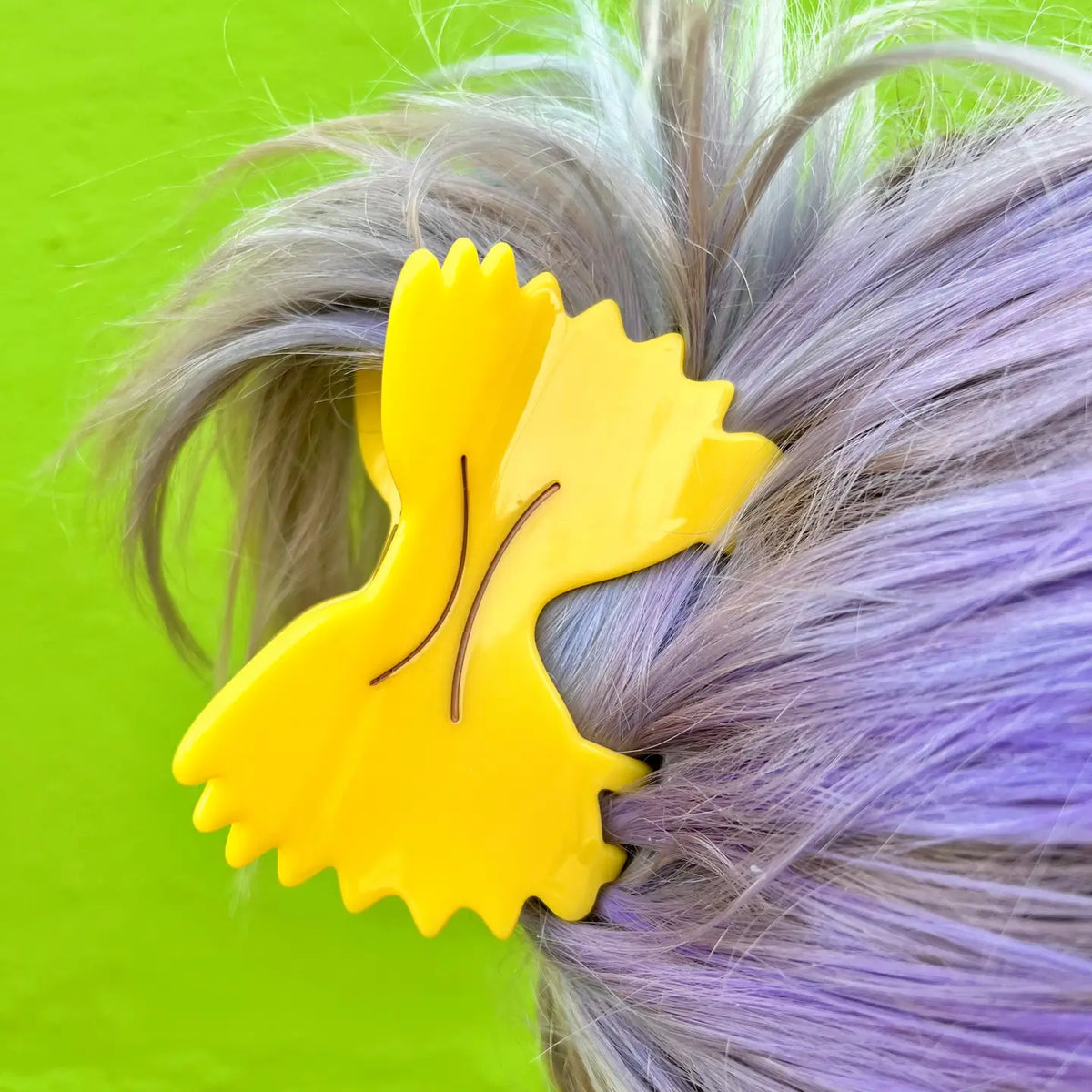 The Peach Fuzz - Hair Claw Clips