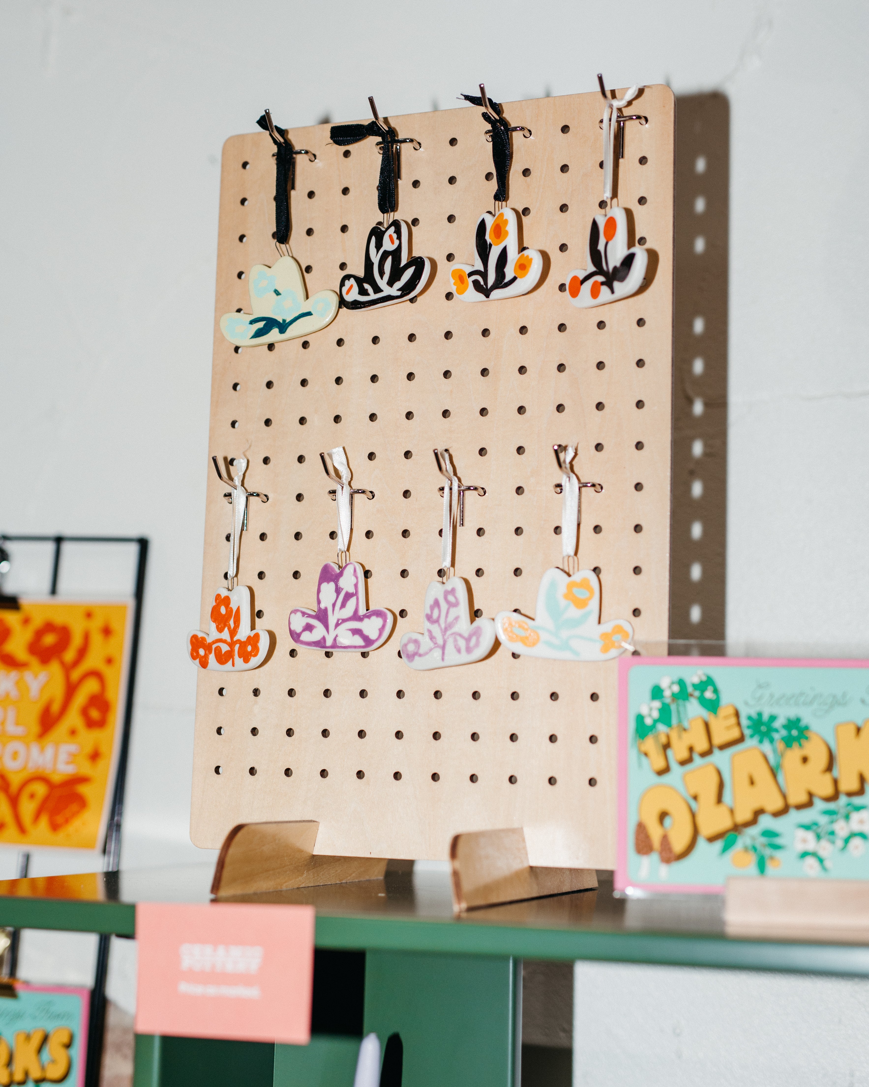 West Hand - * Cowboy Hat Ornaments