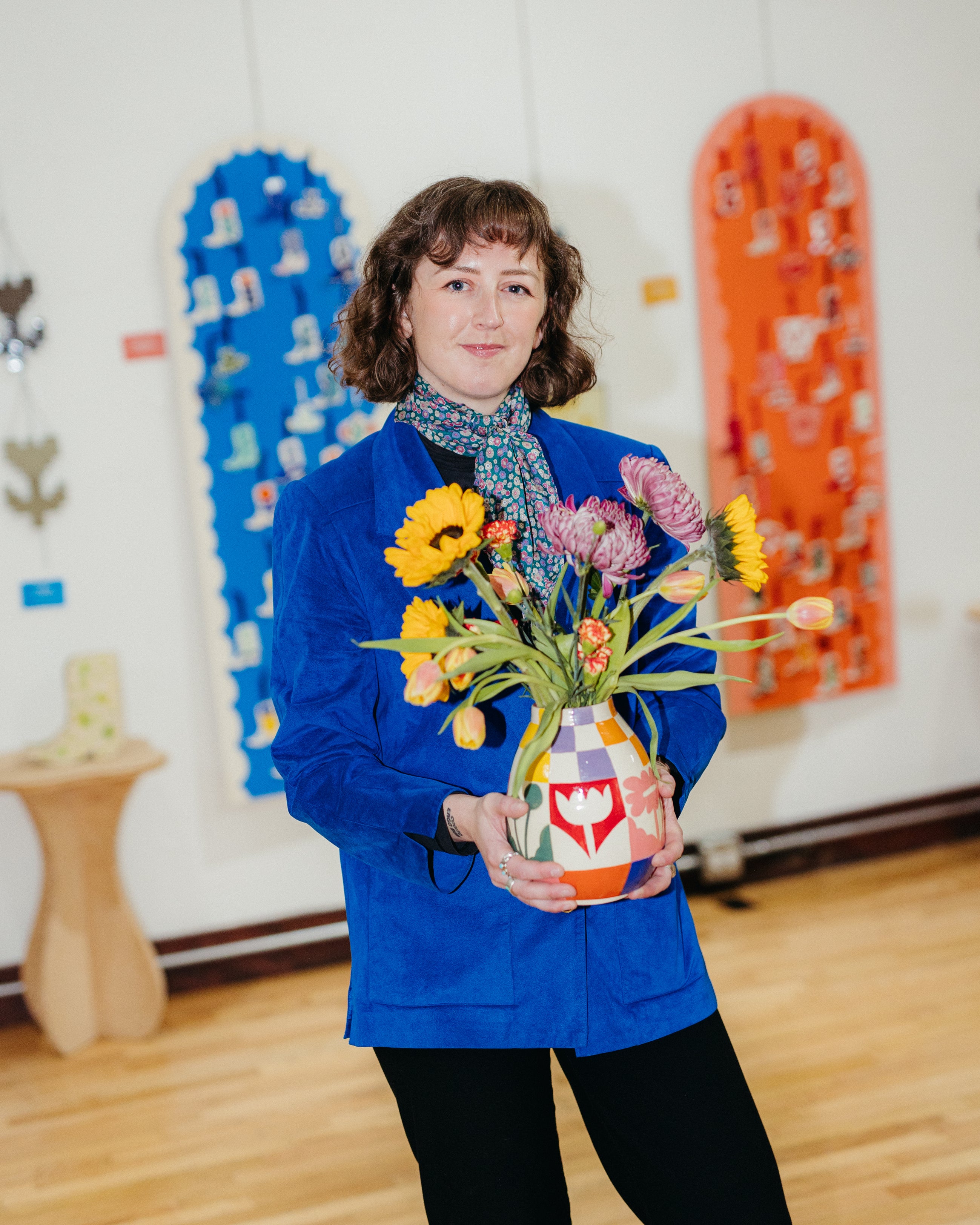 West Hand - * Flower Power Vase - Short